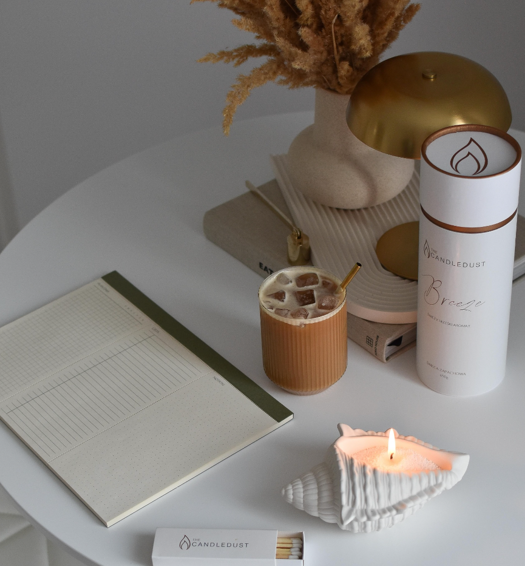 Miltelių pavidalo žvakė - Rabarbarų blizgučiai