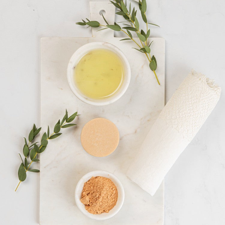 Veido prausiklis su rožiniu moliu, 50g